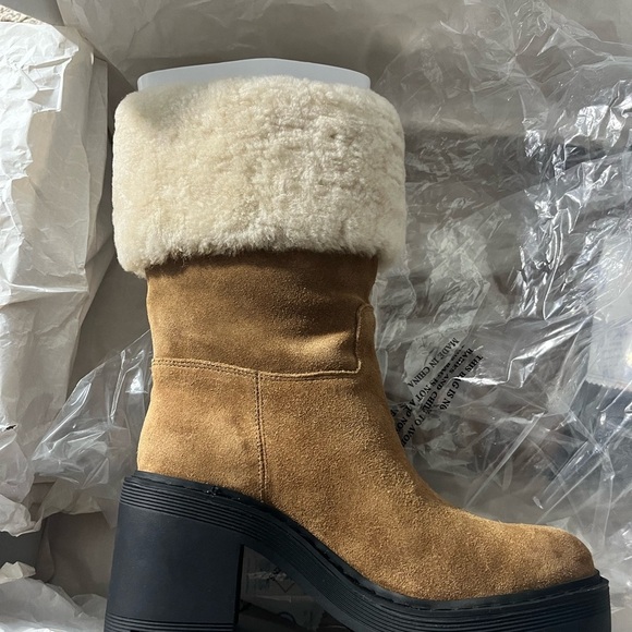 NWT Marc Fisher Willoe Medium Natural Suede Boots - Picture 3 of 4